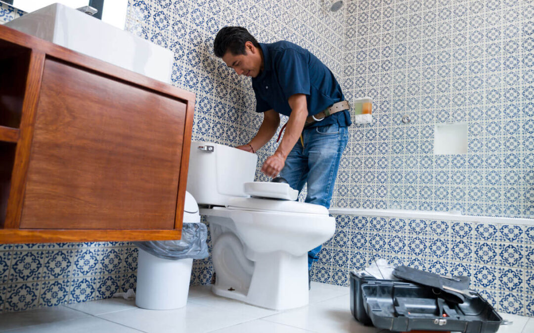 Common Signs a Toilet Needs to be Replaced